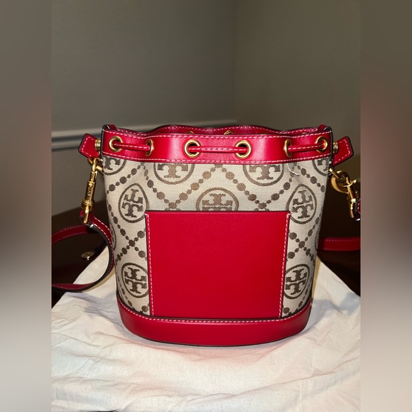 Tory Burch T Mono Floral Bucket Bag - Picture 9 of 9